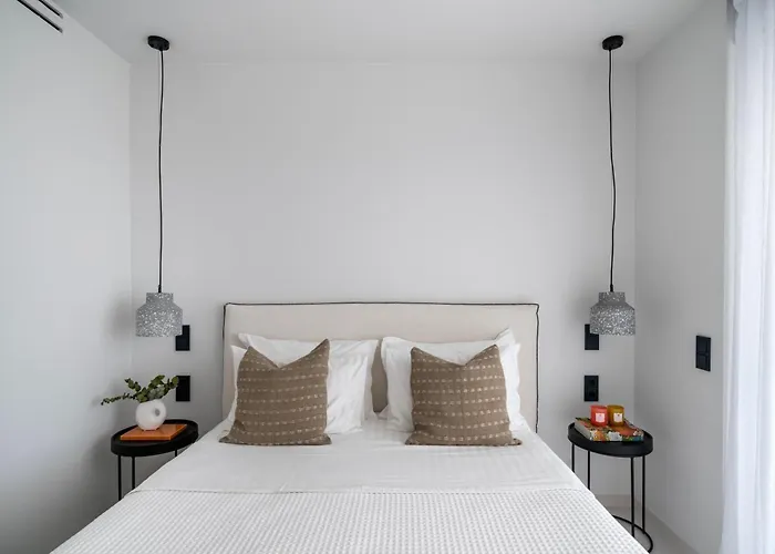 Marina Suite